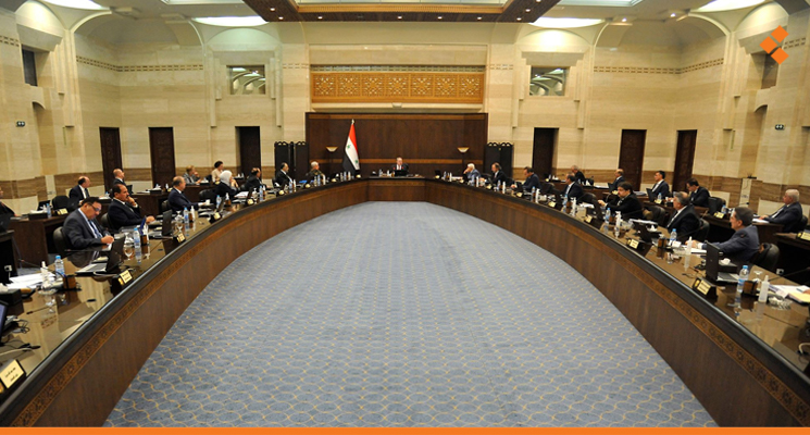 أحدها التصرف بها قبل 3 سنوات.. رئيس الحكومة يحدد شروط إدخال الأثاث والأمتعة الشخصية إلى سوريا