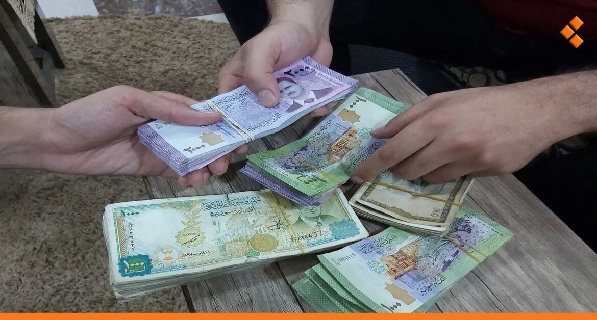 منح عمال النقل البحري الحوافز الإنتاجية خلال أيام