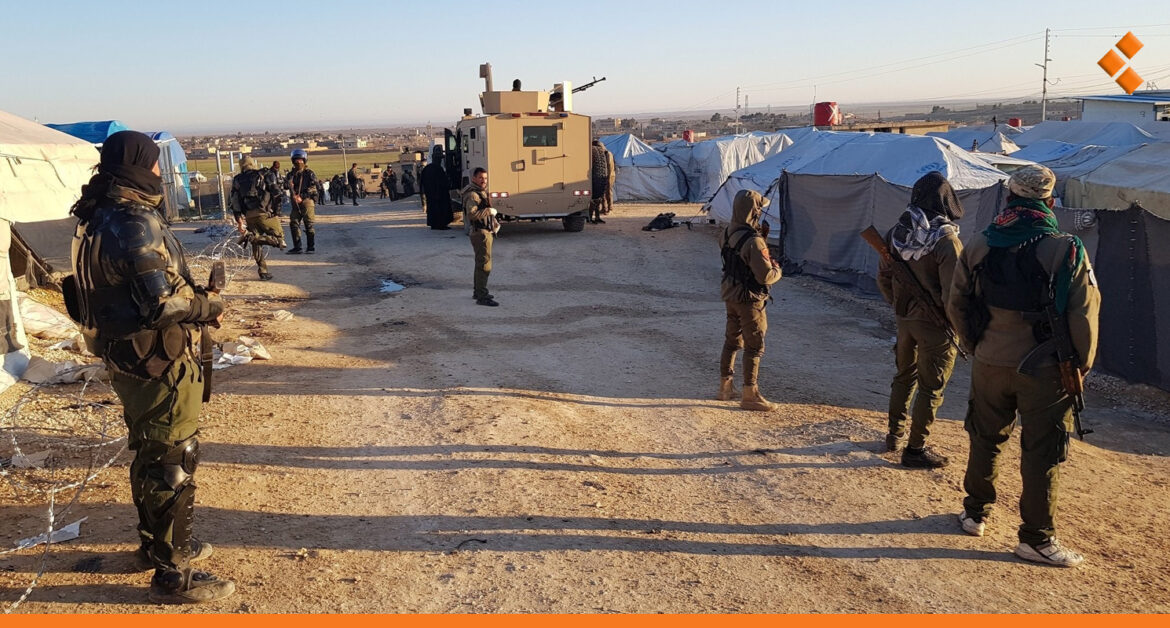 "قسد" تشن حملة مداهمات جديدة لمخيم الهول بريف الحسكة