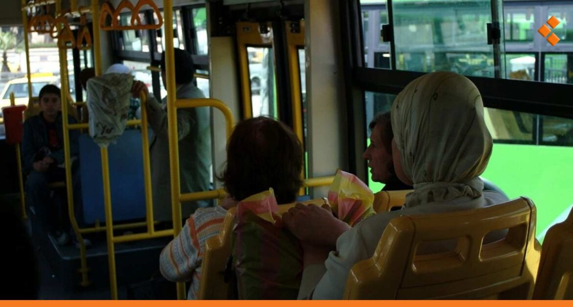 ألفاظ نابية وعدم احترام للركاب.. شكاوى على بعض سائقي النقل الداخلي في دمشق