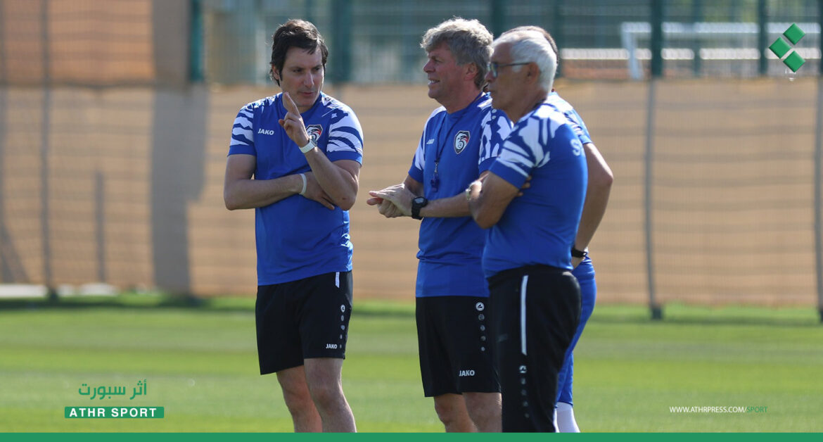 المدرب المصري محمود فايز المدرب المساعد للمنتخب السوري