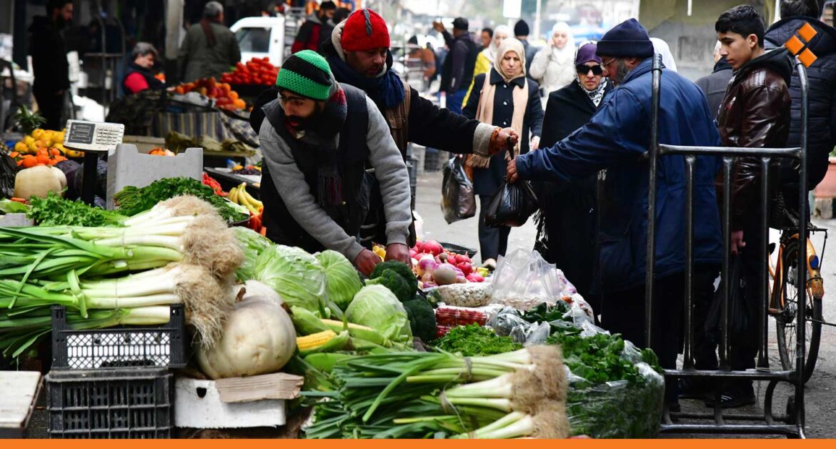 "رمضان بات موسم للتجارة والربح".. قلق وخوف يراود السوريين من ارتفاع الأسعار
