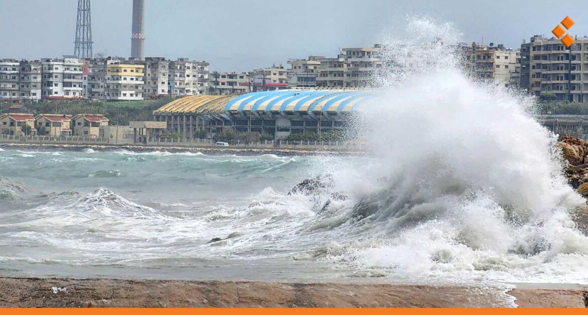 عاصفة هوائية في سوريا وتحذيرات من الرياح القوية وارتفاع الأمواج