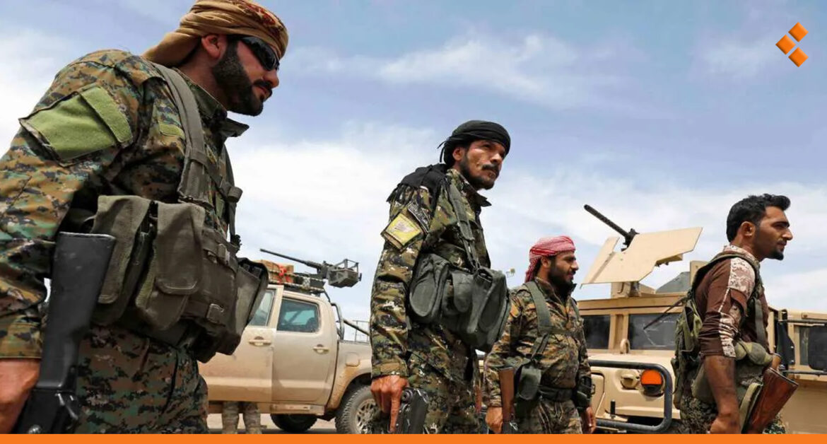 "قسد" تداهم عدد من منازل حي غويران وتقتاد مدنيين إلى مراكز الاحتجاز