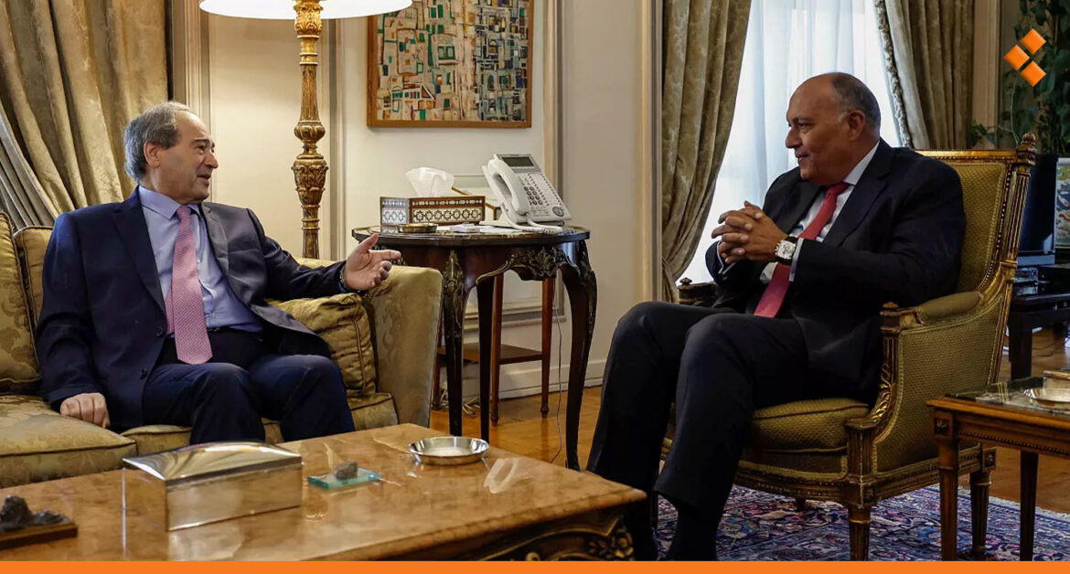 نتج عنها وجهات نظر متوافقة.. المقداد يجري اجتماعات عدة مع نظرائه العرب في القاهرة