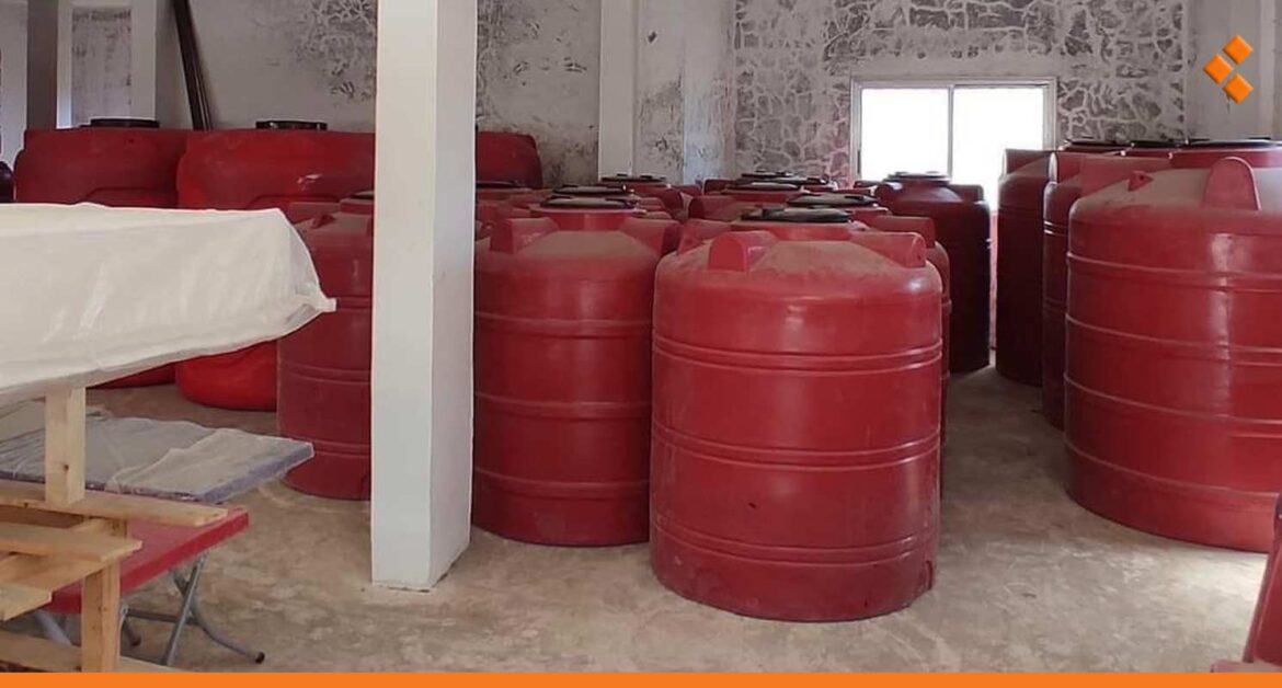 أهالي ريف دمشق يباغتون أزمة المياه في الصيف.. ازدياد الطلب على خزانات المياه