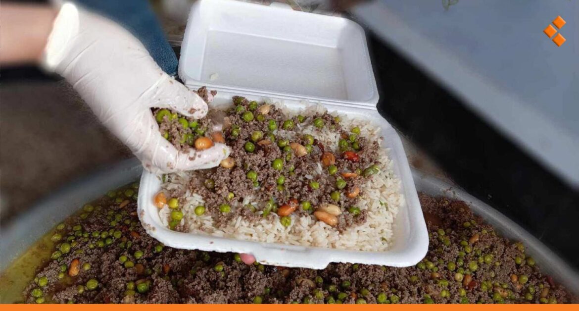 "موائد رمضان" لم تصل إلى مستحقيها واستثنت البعض.. فهل كانت استعراضاً؟