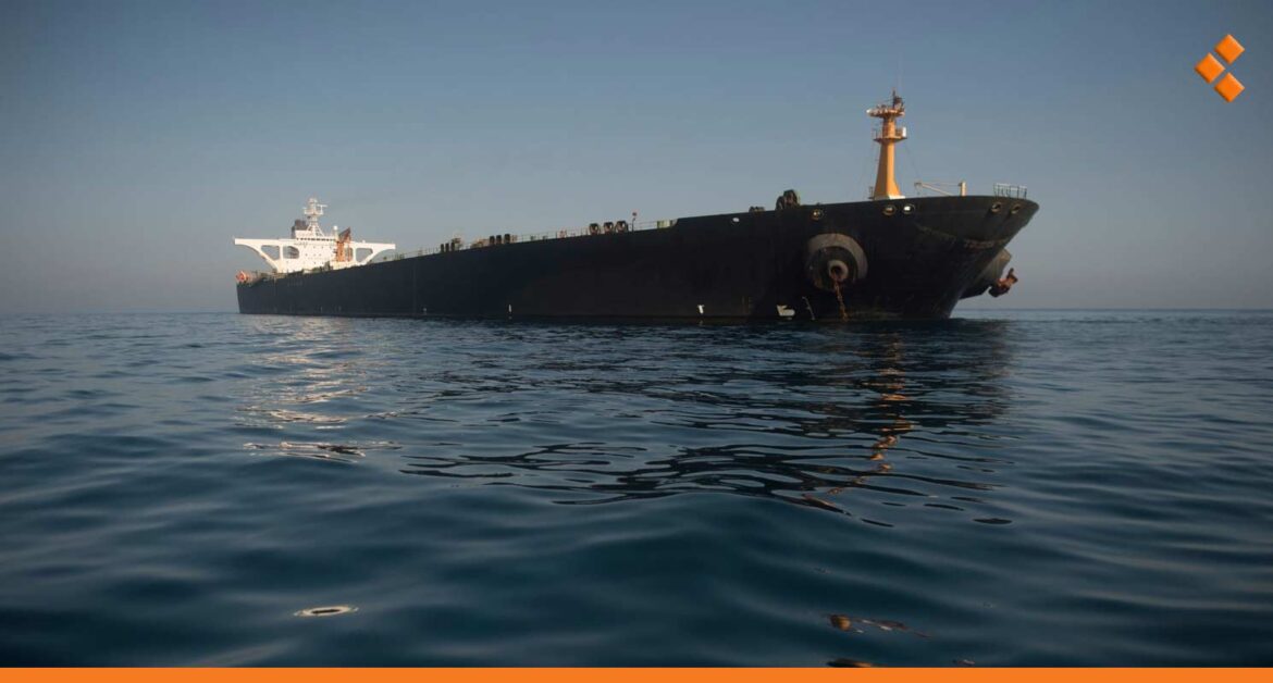 وصول ناقلة محملة بأكثر من مليون برميل نفط خام إلى ميناء بانياس