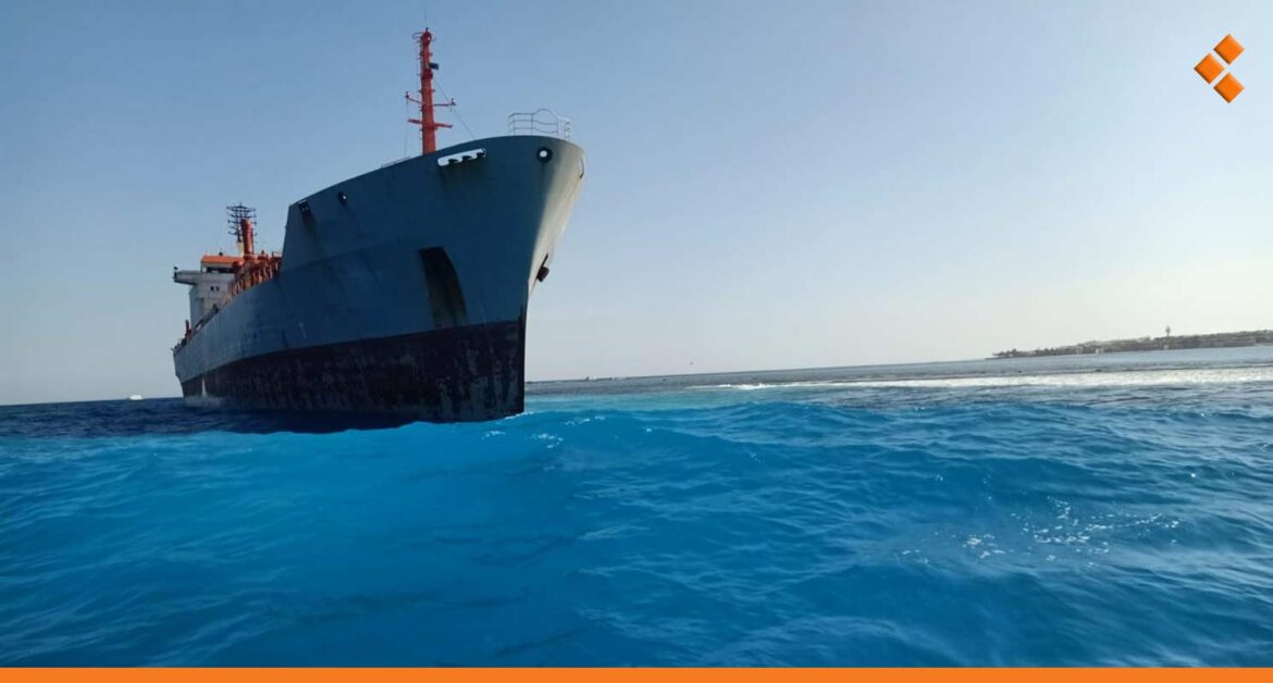 محاولات لإعادة 3 بحارة سوريين بعد جنوح سفينتهم على شواطئ الفلبين إثر إعصار