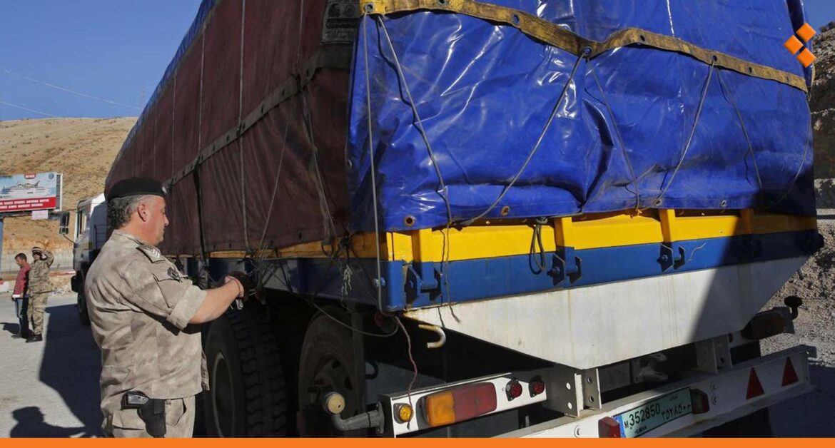 سوريا تخفّض رسم عبور الشاحنات من لبنان إلى العراق.. ومطالب بتخفيض رسوم السيارات السورية