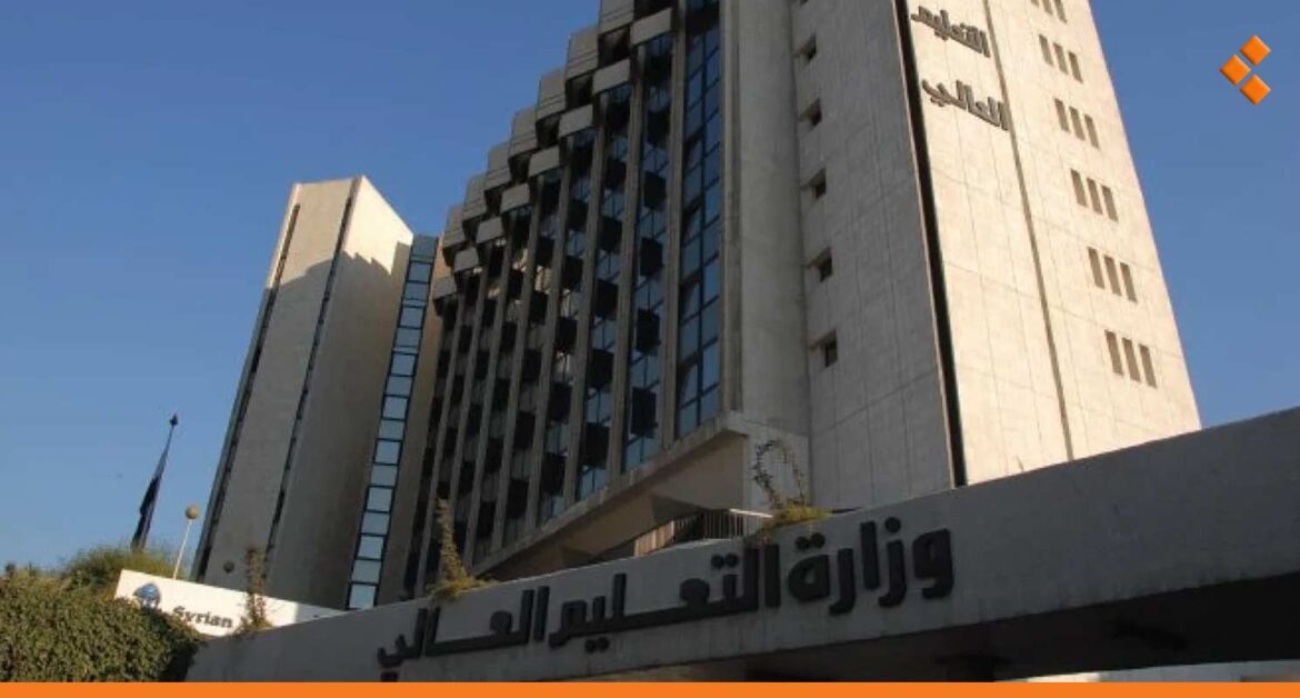 "خيارهم التعليم المفتوح أو الافتراضية".. 1500 طالب رفضت جميع رغباتهم بالمفاضلة