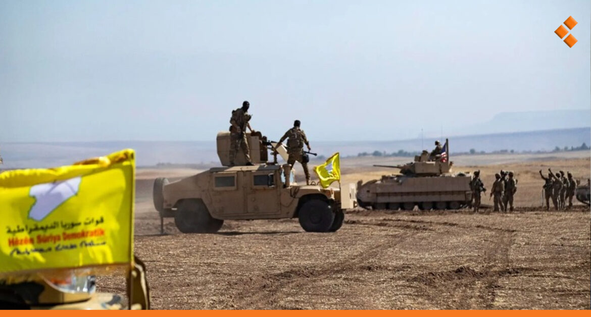 "قسد" تبني أبراج مراقبة أسمنتية وحديدية شرقي دير الزور