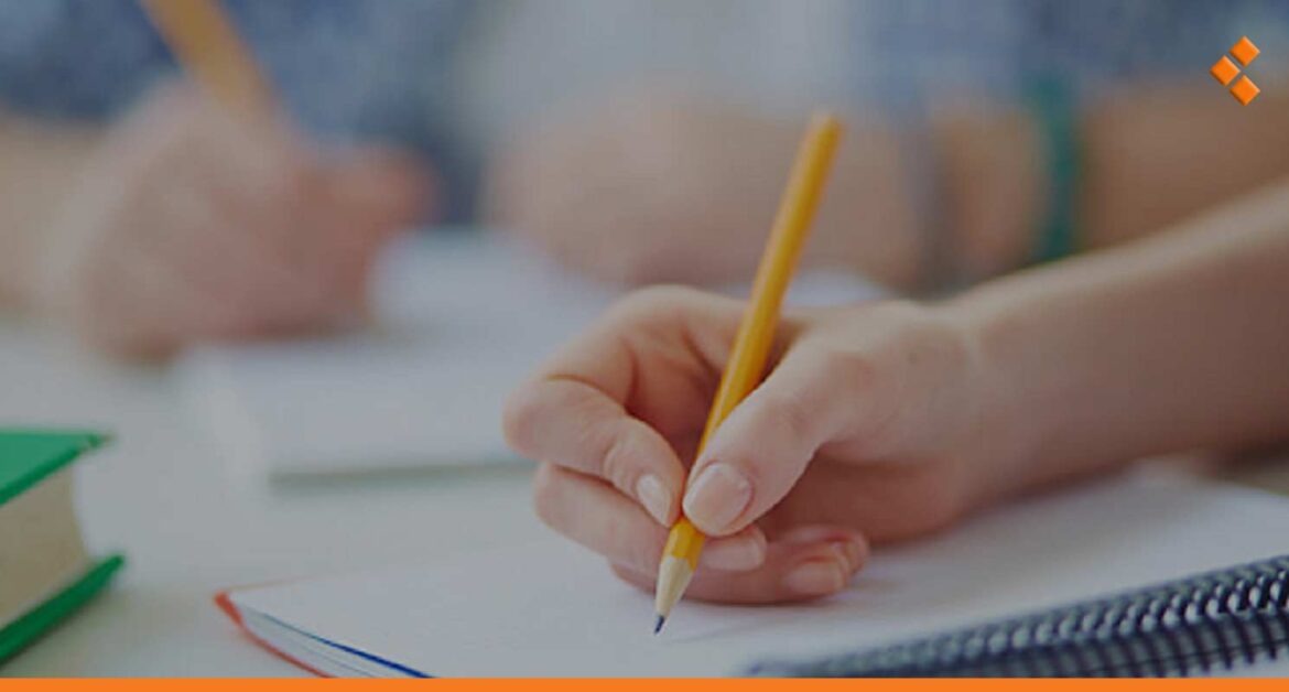 "تدريس ومتابعة يومية للطالب".. جامعيات يبحثن عن فرص عمل مع بدء العام الدراسي