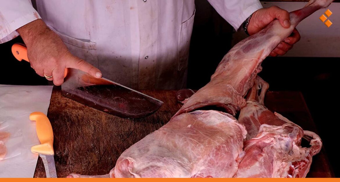 لحامون يشتركون بـ"خروف واحد".. ركود يضرب سوق اللحوم الحمراء في اللاذقية