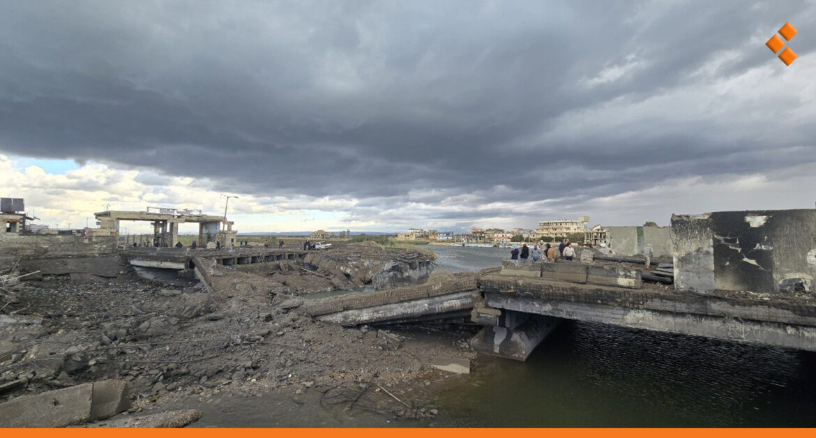 خلّفت ضحايا وإصابات.. استهداف المعابر الحدودية بين سوريا ولبنان في حمص وطرطوس