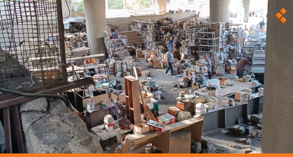 دمشق.. تخصيص مكان بديل لبسطات الكتب التي أزيلت من تحت جسر الرئيس