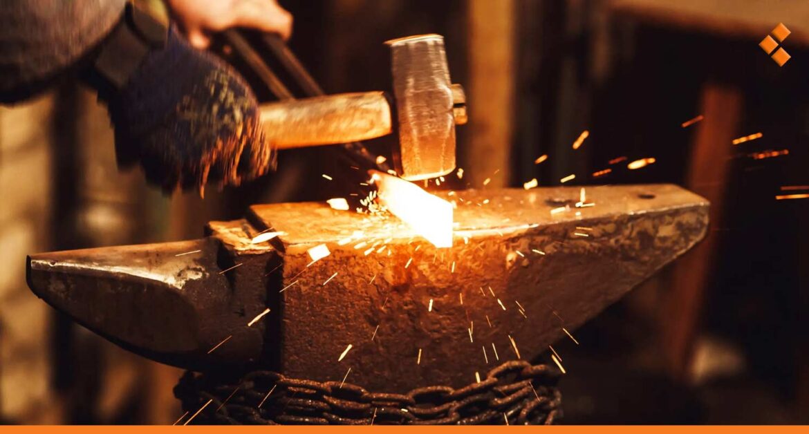 بعد النجارة.. "الحدادة" تواجه خطر الانقراض