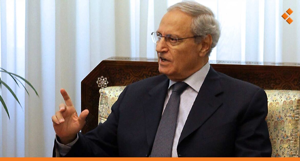 "دعاه لمؤتمر حوار وطني".. أحمد الشرع يلتقي بنائب الرئيس السابق فاروق الشرع