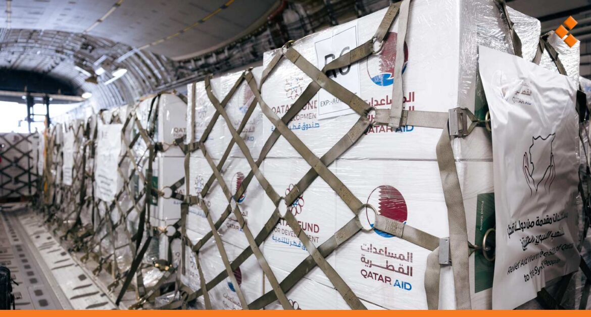 أول طائرة مساعدات قطرية تحط في مطار دمشق الدولي.. ماذا حملت؟