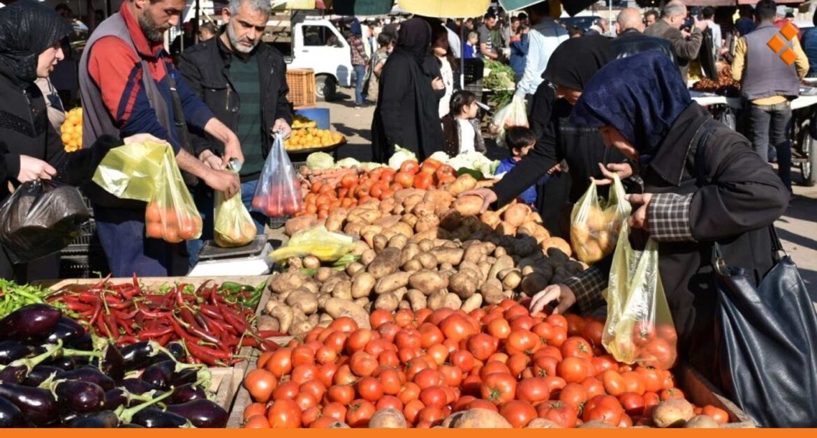مصدر في سوق هال دمشق: رفد الأسواق بالخضار والفواكه لا يتوقف