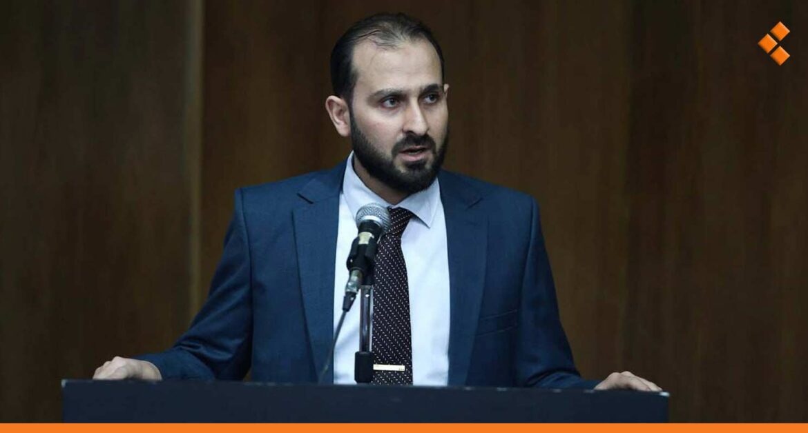 وزير الإعلام بالحكومة المؤقتة يتعهد بـ"إعلام حر" في سوريا