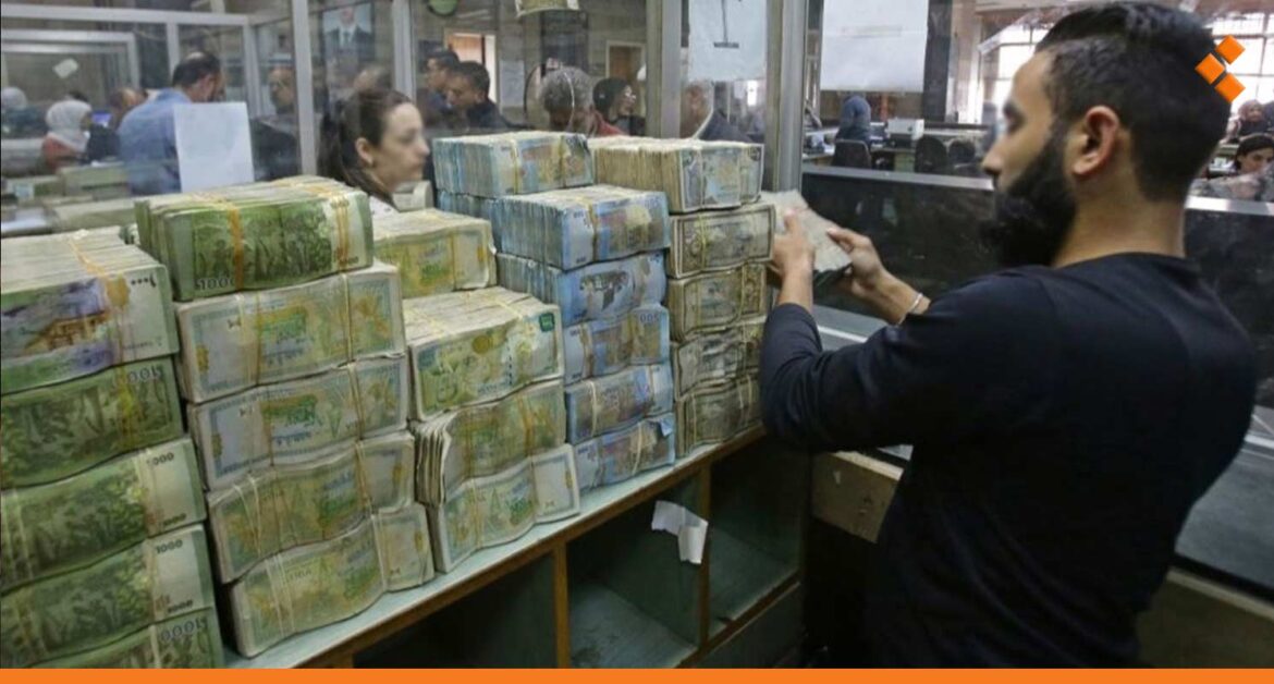 انخفاض سعر الدولار بعد وصول ثالث دفعة أموال سورية من روسيا