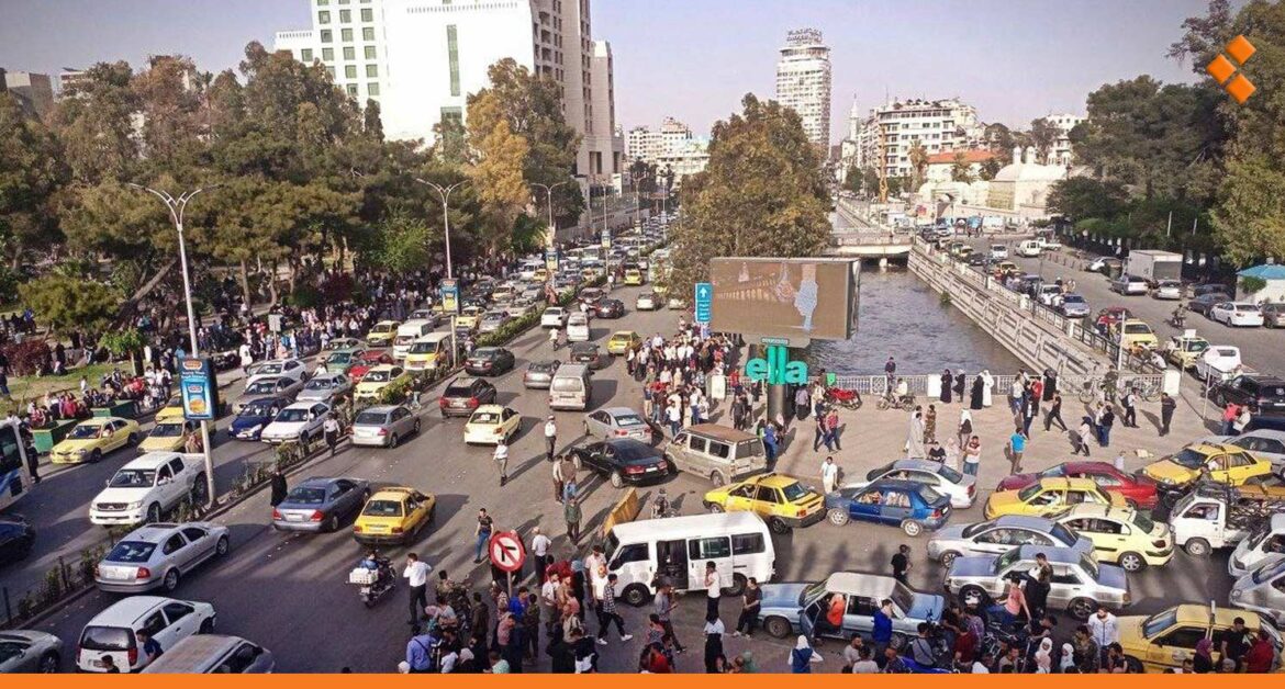 المرور تنقل عدد من مواقف انطلاق الميكروباصات من جسر الحرية لأطراف دمشق