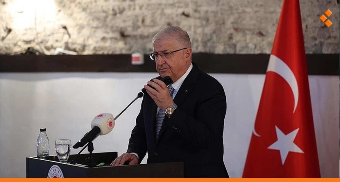 الدفاع التركية تشدد على ضرورة أن تفرض الحكومة السورية سيطرتها على كافة أنحاء البلاد