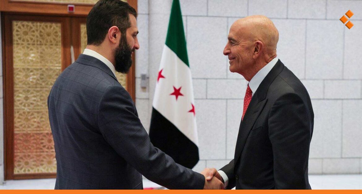 مؤكداً أن ترمب يهدف إلى تمكين الحكومة السورية.. باراك يلتقي الشرع في دمشق