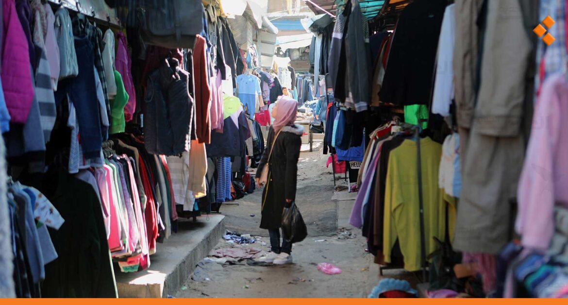من لبنان وتركيا إلى سوق الإطفائية.. "البالة" تنافس محال الألبسة بدمشق