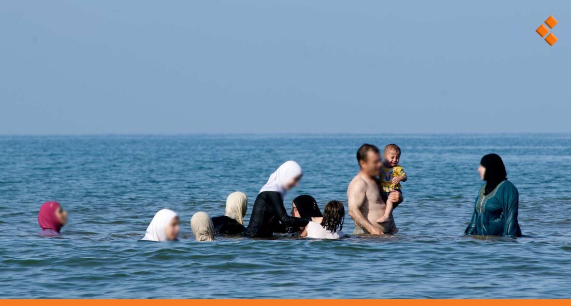 معاون وزير السياحة يعلق على ردود أفعال الناشطين حول التعاميم المتعلقة بالشواطئ